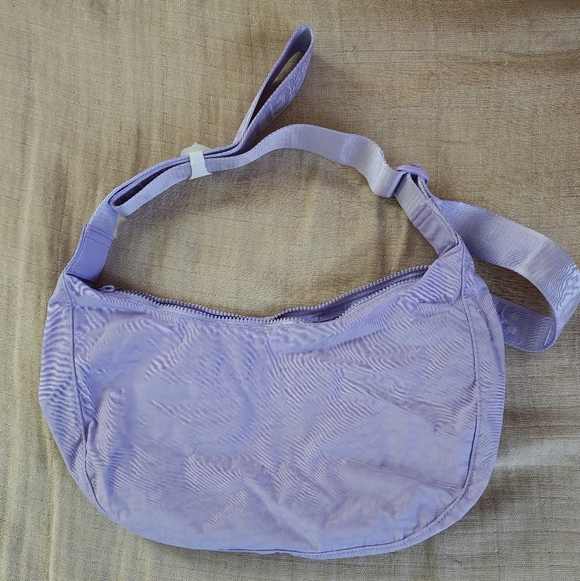 BAGGU Medium Nylon Crescent Bag My Melody - Picture 2 of 4